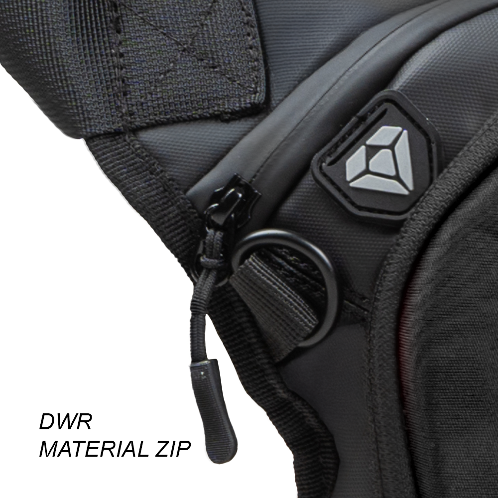 DSG ALPHA THIGH BAG