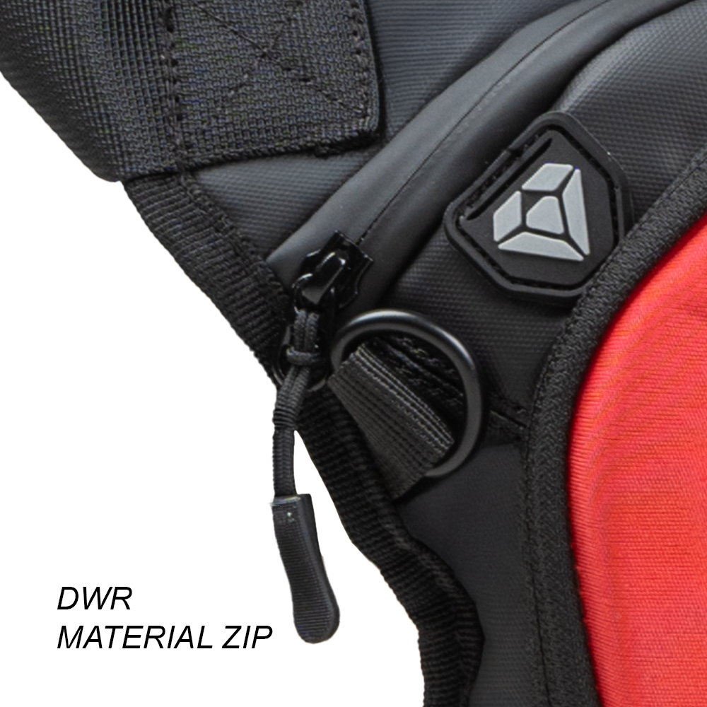 DSG ALPHA THIGH BAG