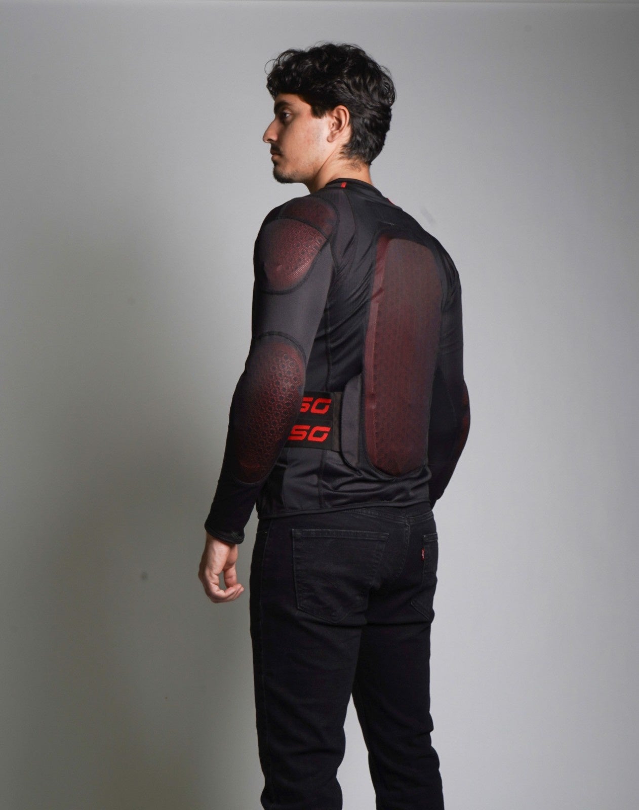 DSG Bionic Plus Armour removable kidney belt and waist adjustment straps